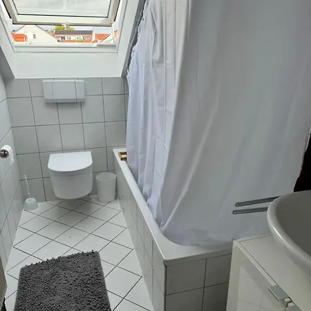 Zentrale Ferienwohnung In *