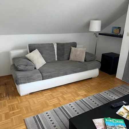 Zentrale Ferienwohnung In Apartment